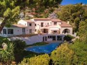 Villa en exclusivité à Golfe Juan: 411 m2 avec vue mer,...