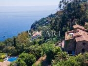 Villa en front de mer avec accès à la mer 220m² Théoule...