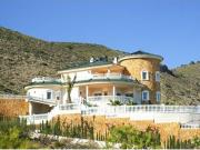 VILLA EN HONDÓN DE LAS NIEVES