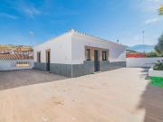 Villa en Huetor Vega