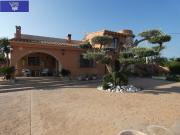 Villa en L` Ampolla