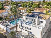 Villa en La Zenia, Orihuela Costa 257m² Orihuela Costa