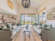 VILLA EN PREMIÈRE LIGNE AU MIMBEAU, CAP FERRET, AVEC...