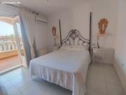 Villa en primera línea La Caleta