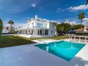 VILLA EN PUERTO BANÚS, MARBELLA