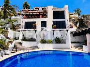 VILLA EN RENTA CON ACCESO AL MAR