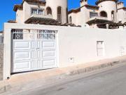 Villa en Orihuela