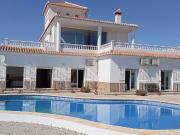 Villa en Sayalonga
