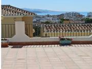 villa en torre del mar con vistas al mar