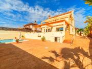 VILLA EN TORREVIEJA ZONA AGUAS NUEVAS