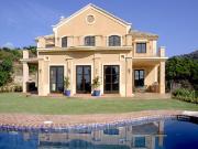 Villa en venta en Benahavis