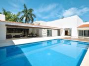 Villa en Venta en Cancun Villa Magna