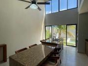 VILLA EN VENTA EN CHELEM PUERTO, YUCATÁN