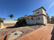 Villa en venta en Elche Alicante