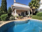 Villa en venta en Fuengirola Málaga