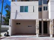 Villa en Venta en la Playa. Chicxulub Puerto, Yucatán