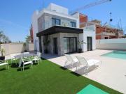 Villa en venta en Orihuela Alicante