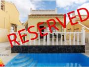 Villa en Venta en Orihuela Costa, Alicante