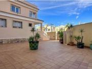 villa en Venta en Orihuela. ETRV T5996