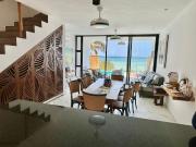 En venta Villa en San Benito frente al mar