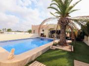 Villa en venta en Torrevieja Alicante