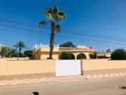 Villa en venta en Torrevieja Alicante