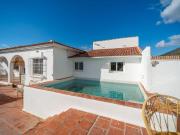 Villa en venta en Viñuela Málaga