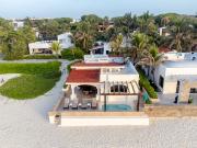 Villa en venta frente al mar en Playa del Carmen