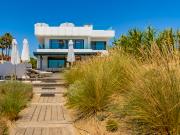 Villa en venta. Marbella