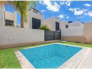 VILLA EN VILLA MARTIN ORIHUELA COSTA 140M2 DE PARCELA. 3...