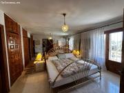 Villa Encantadora Orientada al Sur con Casa de Huéspedes...