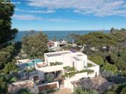 Villa estilo Ibiza con vistas al mar en Denia