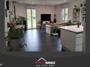 villa et parcelle de terrain constructible