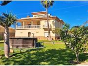 Villa exclusiva con fantásticas vistas al mar