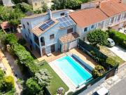 Villa familliale avec piscine à deux pas du centre ville