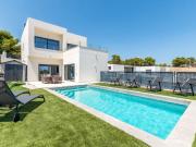 Villa for rent in Escandinavia Cautivador, Alfaz del Pi...