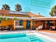Villa idílica com jardim tropical, grande piscina e... Villa idílica com jardim tropical, grande piscina e...