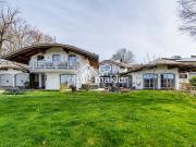 Villa im Chalet Stil mit SPA Bereich und neuerster...