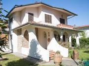 Villa in affitto a Camaiore