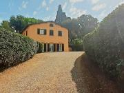 Villa in affitto a Firenze, Cure