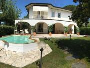 Villa in affitto a Forte dei Marmi LU