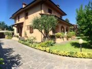 Villa in affitto a Forte dei Marmi LU