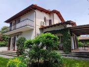 Villa in affitto a Forte dei Marmi LU