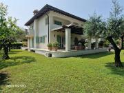 Villa in affitto a Forte dei Marmi via Civitali,...