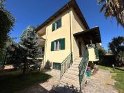 Villa in affitto a Giugliano in Campania NA