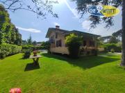 Villa in affitto a Massa