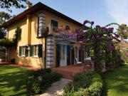 Villa in affitto a Pietrasanta