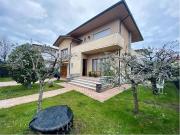 Villa in affitto a Pietrasanta