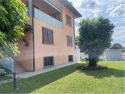 Villa in affitto a Sesto Calende VA