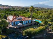 Villa in vendita a Aci Catena